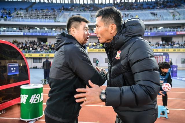 歐聯戰報-五轮不败！网红少帅对决握手言和 西海岸天津搅局？