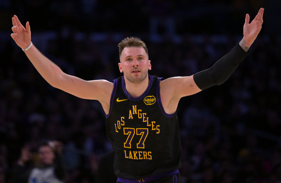 歐聯戰報-湖人129-118战胜公牛 球员评价：3人优秀，4人良好，2人崩盘