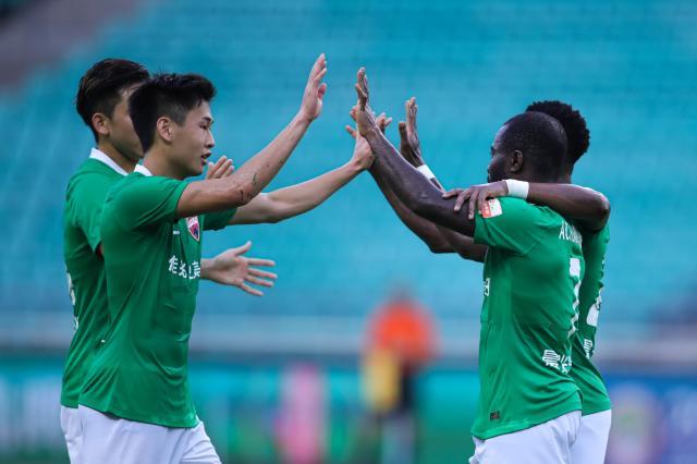 英超最新比數-【中超】阿奇姆彭郜林破门戴伟浚2助 深足4比1青岛